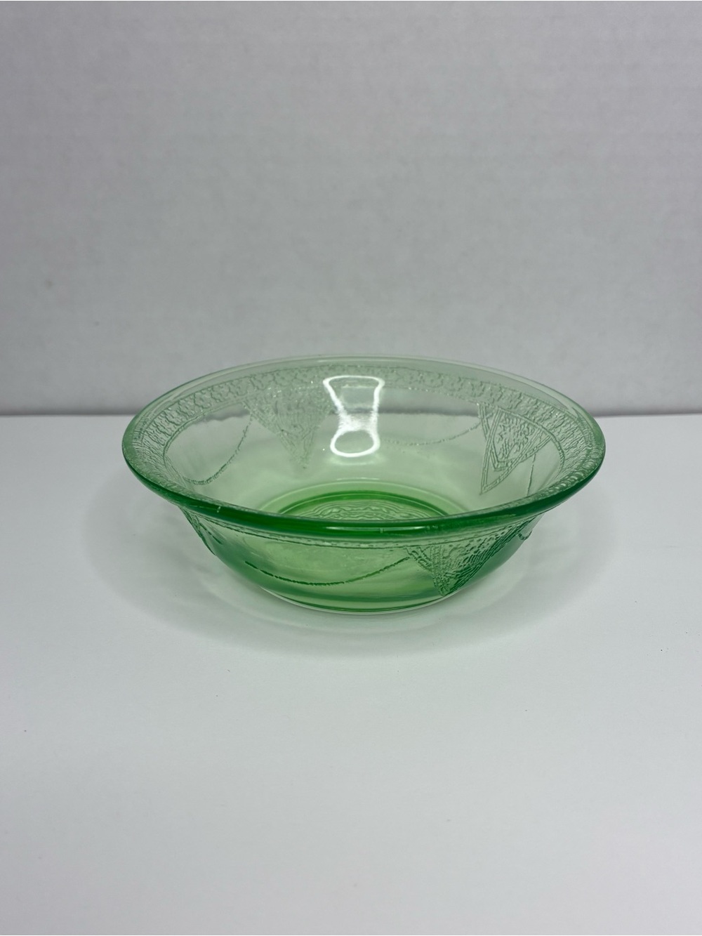 Vintage Uranium Green Federal Georgian Lovebirds Small Berry And Dessert Bowl